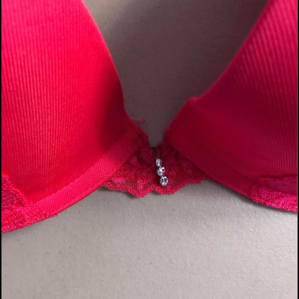 Beautiful, sexy red bra.